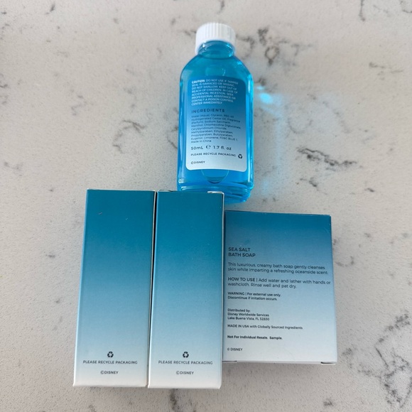 New BUNDLE Mini Mouse Disney Licensed Backpack & Amenities NWT - Picture 14 of 14